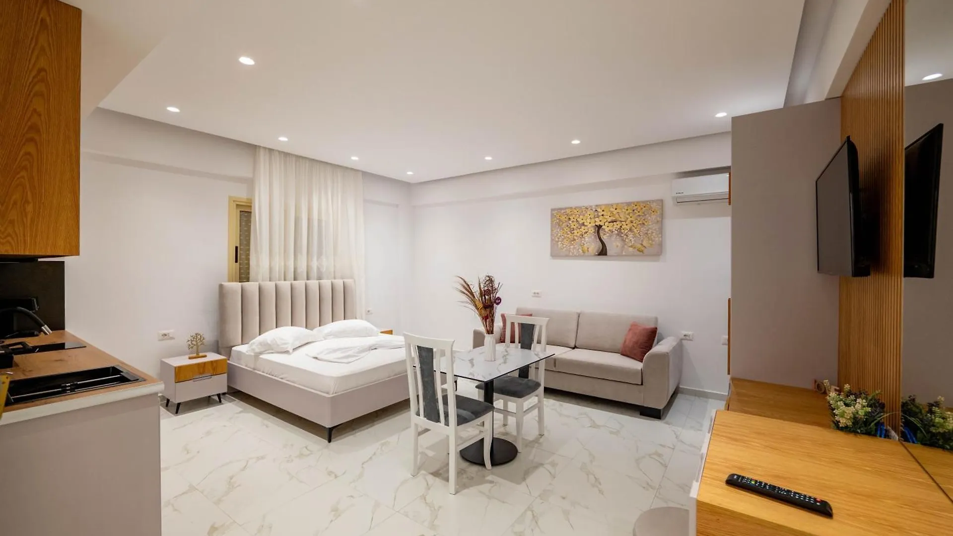 Апартаменты Afriol Rooms Саранда