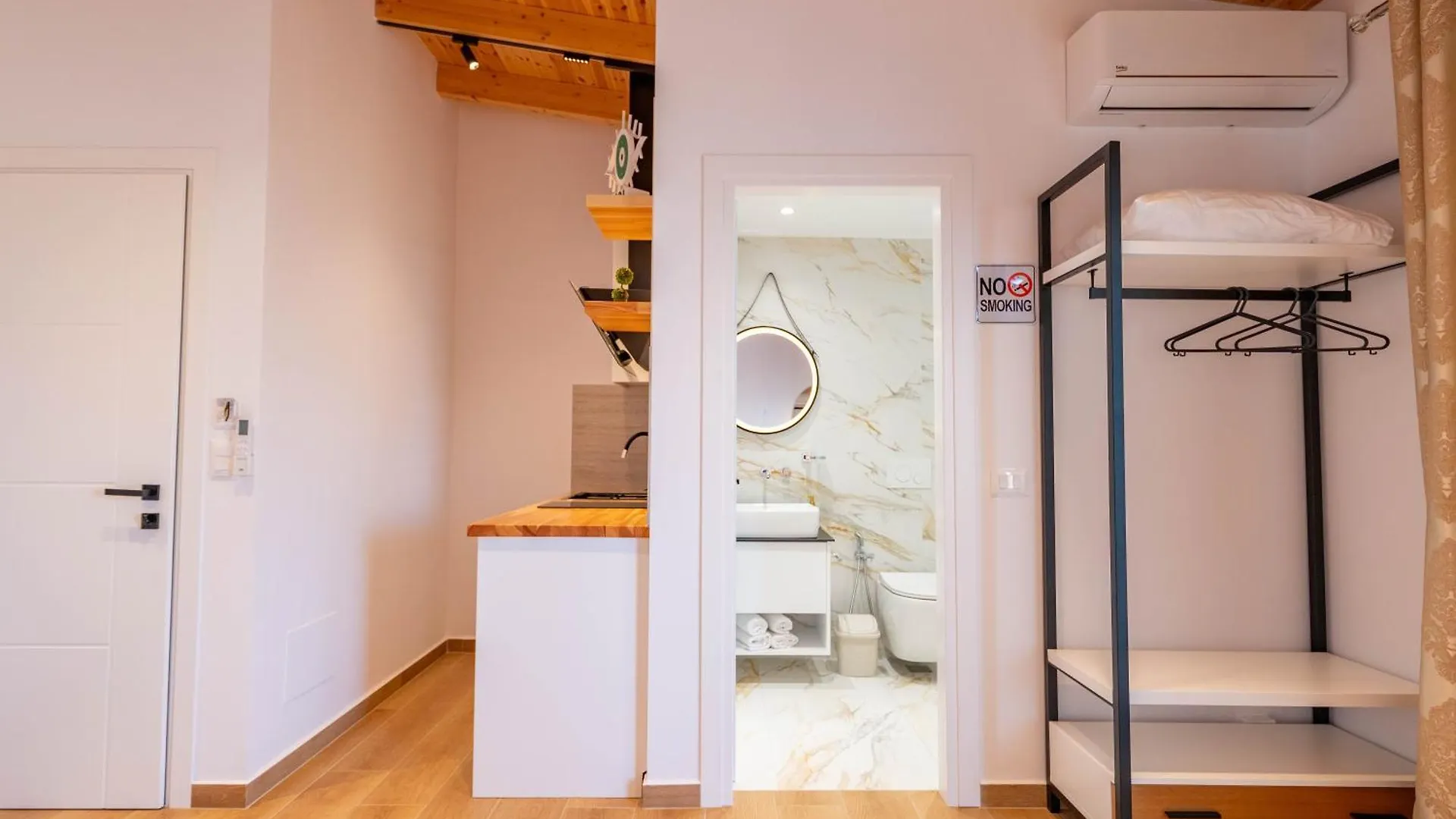 Afriol Rooms Sarande