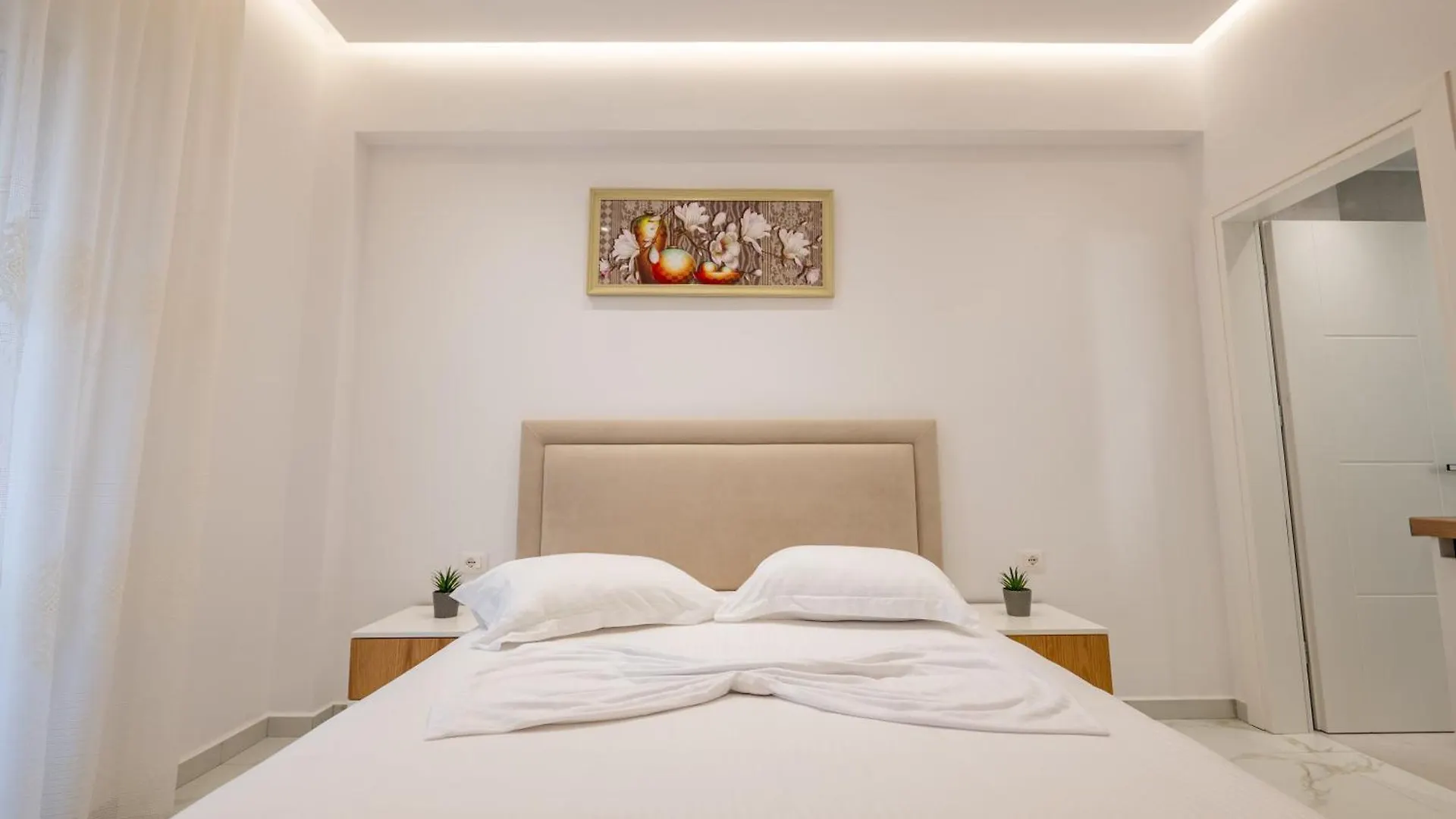 Apartment Afriol Rooms Sarande Albania