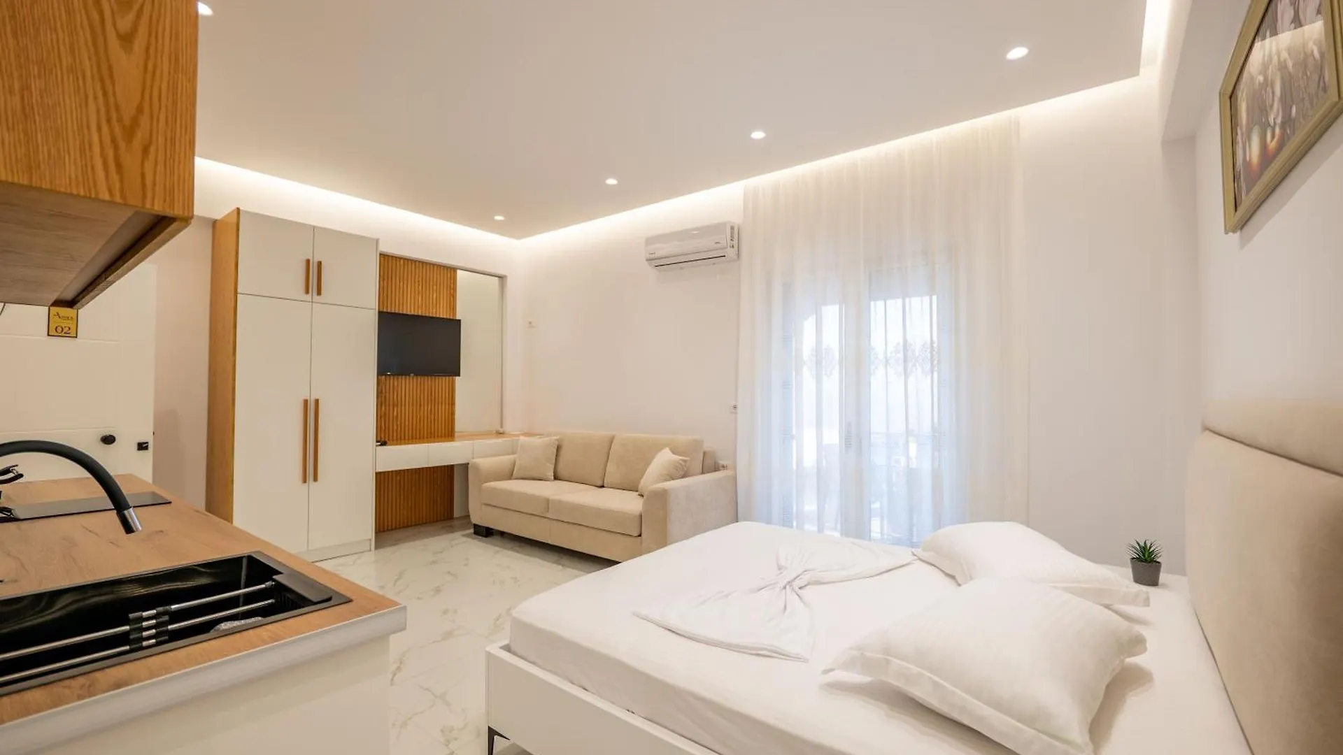 Apartment Afriol Rooms Sarande Albania