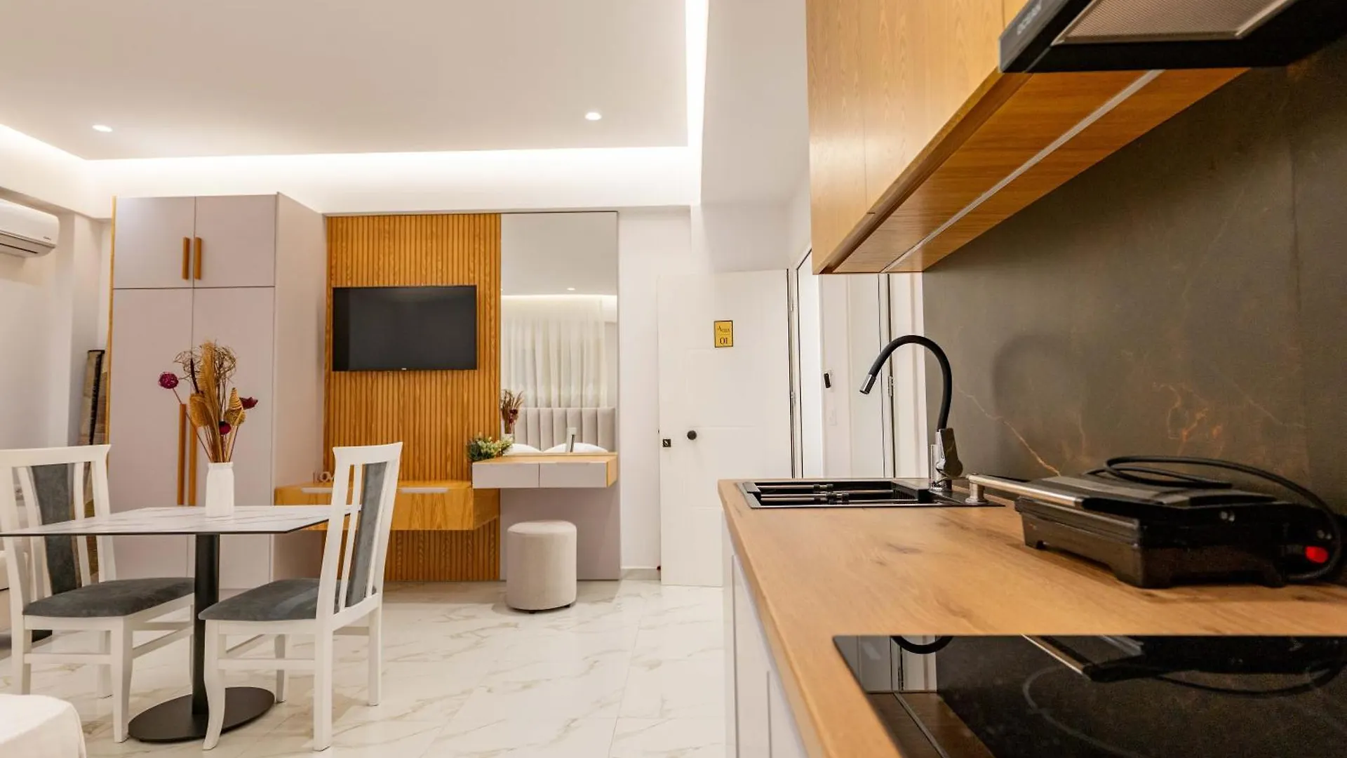 Afriol Rooms Sarande