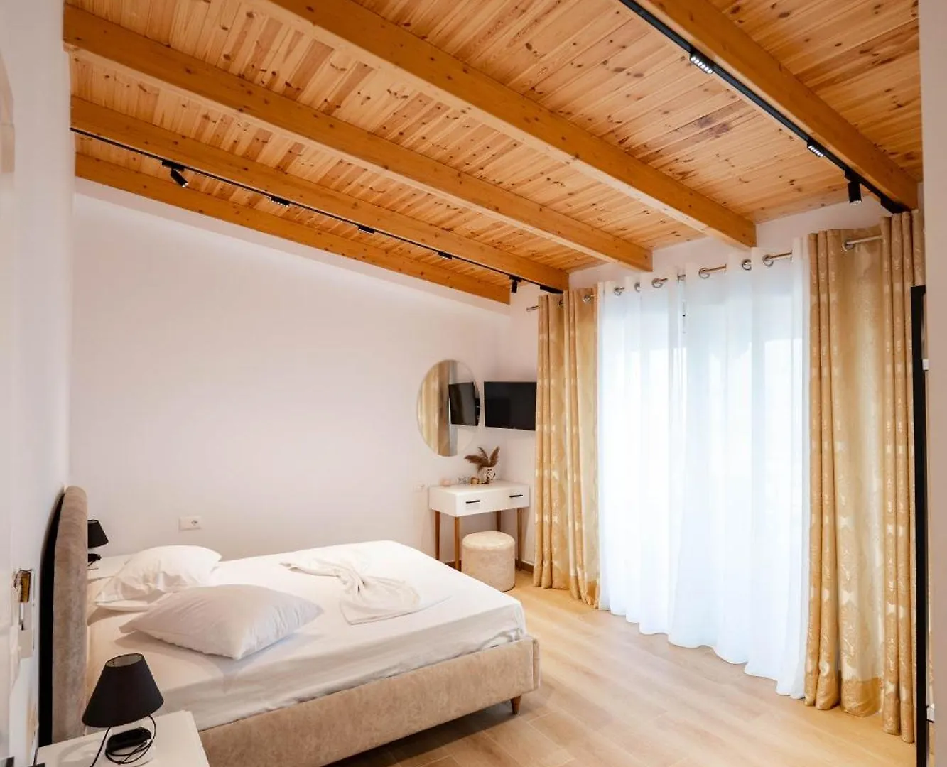 Apartment Afriol Rooms Sarande